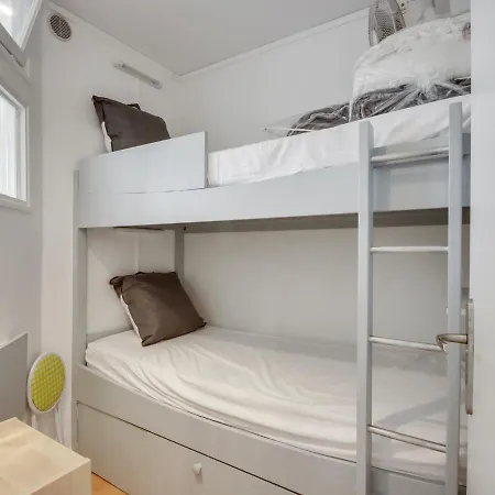 Spacieux 40m² A : Proche Plage, Piscine, Golf, Pour 4 Pers Avec Parking Et Wifi - Fr-1-239-685 Apartment *