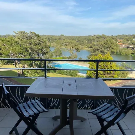 Apartment Spacieux 40m² A : Proche Plage, Piscine, Golf, Pour 4 Pers Avec Parking Et Wifi - Fr-1-239-685 Anglet